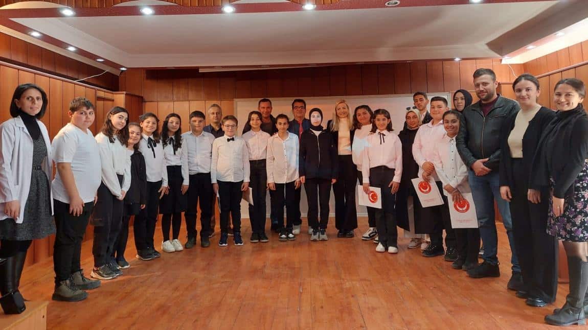 Okulumuzda 18 Mart Çanakkale Zaferi ve Şehitleri Anma Günü Programı Düzenlendi