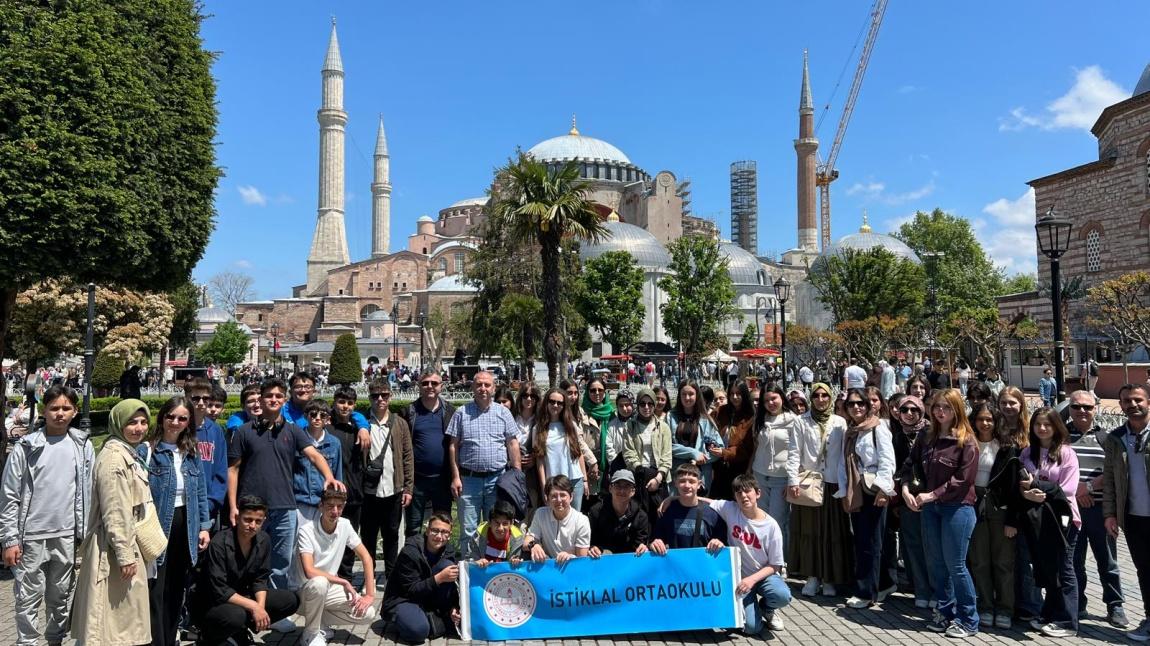 İstiklal İstanbul Gezisinde